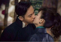 陈伟霆连诗雅吻戏视频,浪漫瞬间引网友热议